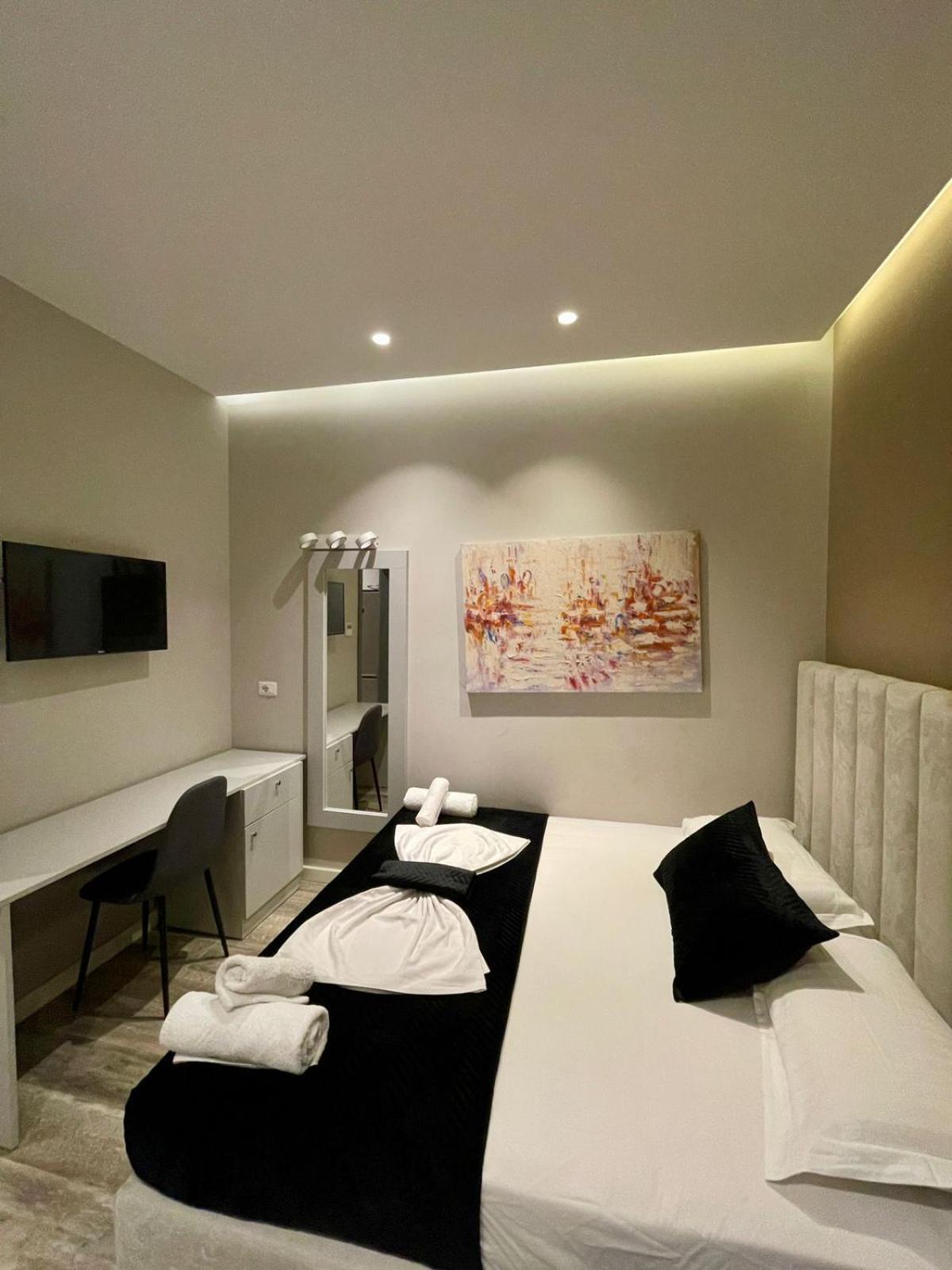 Premium City Studio & Suite Tirana Extérieur photo